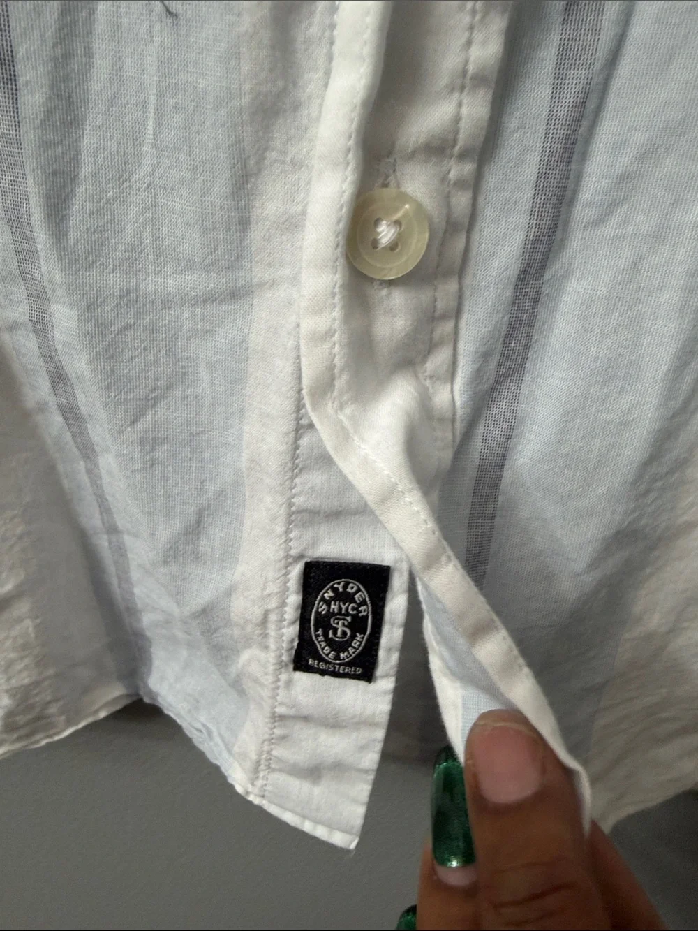 Todd Snyder long sleeve lightweight button down shirt
